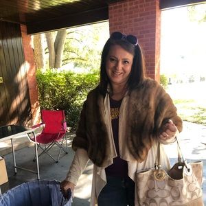 Meet your Posher, Amy